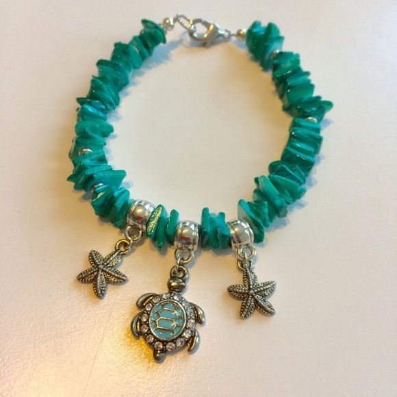 Aqua shell and turtle charm bracelet - Picture 3 of 3